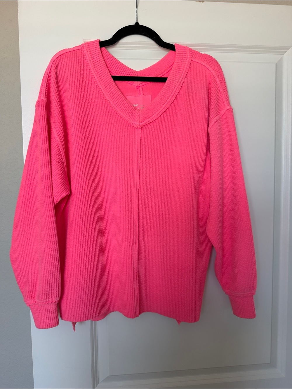 aerie Neon Pink V‑Neck Oversized Sweater